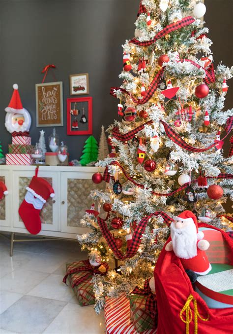 7 Diy Santa Decorations You Can Make Design Improvised
