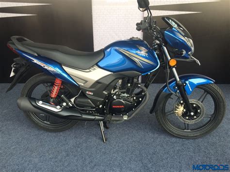 Honda has also introduced a limited edition model that feature cosmetic updates for the motorcycle to make it more appealing. Honda CB Shine SP launched in India at Rs.59,900 | Motoroids