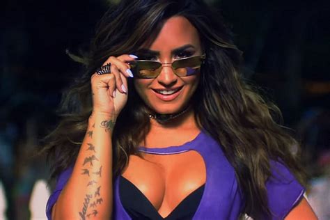 Demi Lovato Throws An Epic Party For “sorry Not Sorry” Music Video Media Hype