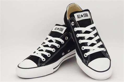 Mldspot 4 Sepatu Converse Terbaik Sepanjang Masa