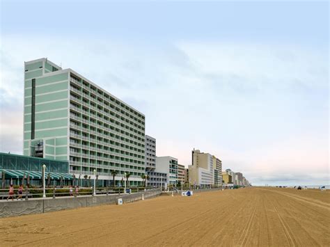 Oceanfront Hotels Virginia Beach Va Holiday Inn Va Beach Oceanside