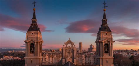 Spanish (or castilian) is the only language that is the official language throughout the whole country. Spain Immersive Language Tour | Haka Educational Tours