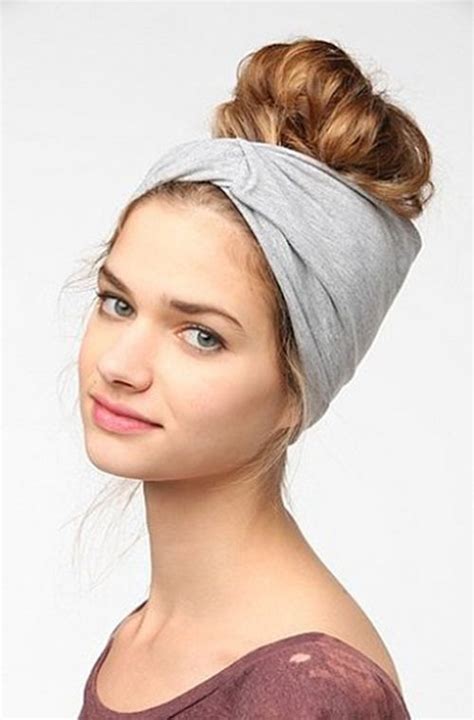 20 Chic Hairstyles With Headbands For Young Women Pretty