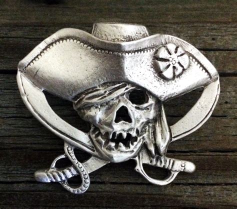 pirate skull and crossed swords pewter pin pirate jewelry etsy pirate skull dragon jewelry