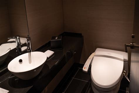 Review Conrad Tokyo Two Bayview Suites And A Corner Bayview Suite