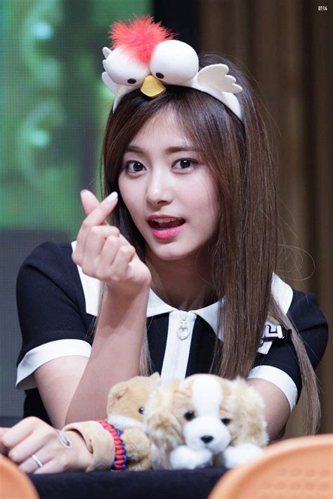 Pin En Twice Tzuyu 쯔위