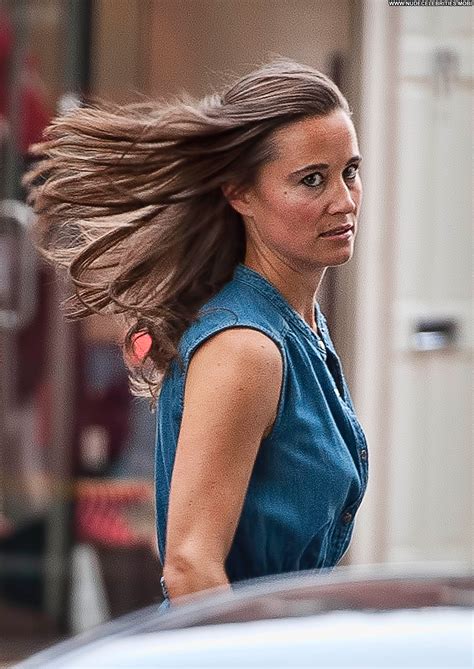 Pippa Middleton No Source Celebrity Beautiful Babe Posing Hot High Resolution
