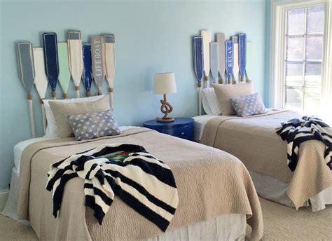 Time to go all surfer dude. Oar Decor - A Cool Headboard Idea! - Caron's Beach House