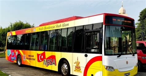Hari pertama pelaksanaan pkpb di pulau pinang menyaksikan kesemua 242 bas rapid penang beroperasi. Bas Rapid Shah Alam Ke Kl Sentral - Umpama 3