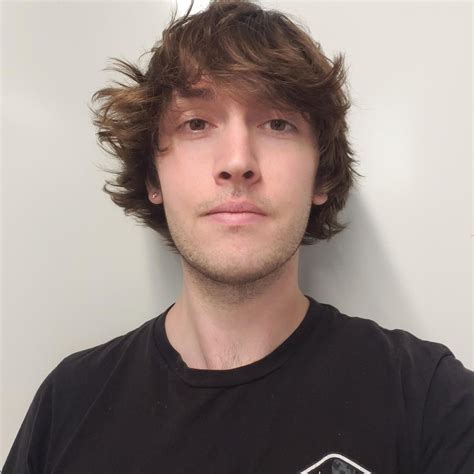 Recreating the Antikythera Mechanism: A Modern Workshop's Reproduction