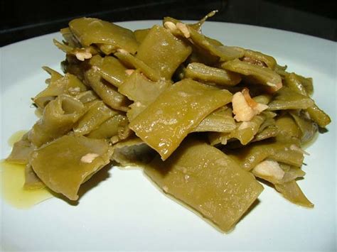 Sigue leyendo y cocina con recetasgratis.net judías verdes con jamón. Receta de judias verdes al ajillo - Unareceta.com