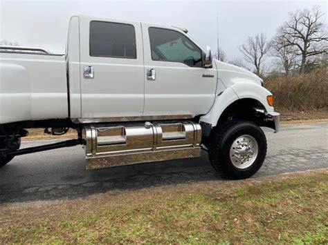 2007 Ford F650 Superduty Super Truck Crew Cab Long Bed 4x4 Diesel
