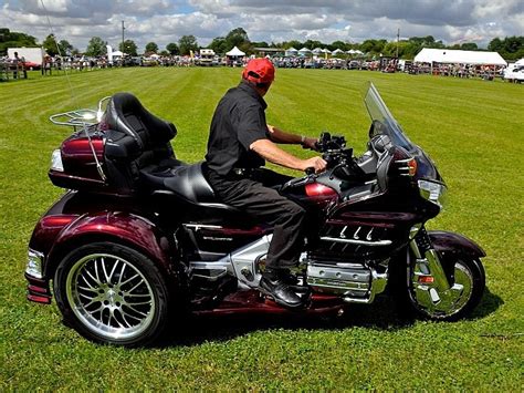 Honda Goldwing 3 Wheel Motorcycle Reviews Prices Ratings With