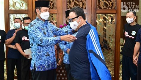 Melihat kemiskinan masih tinggi dan. Pabrik Sepatu Puma Lamongan / Sepatu Gowes Murah Bangettt ...