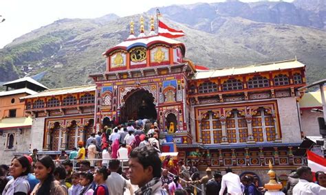 27 Facts About Badrinath Temple That Will Surprise You 😲