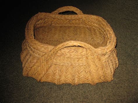 VINTAGE WOVEN GRASS Basket 15 X 20 Outside Bottom Etsy