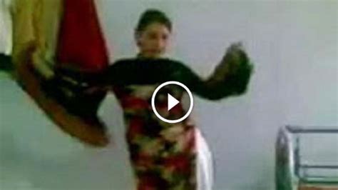 Pashto Local Girl Dance In Home Pashto Local Dance