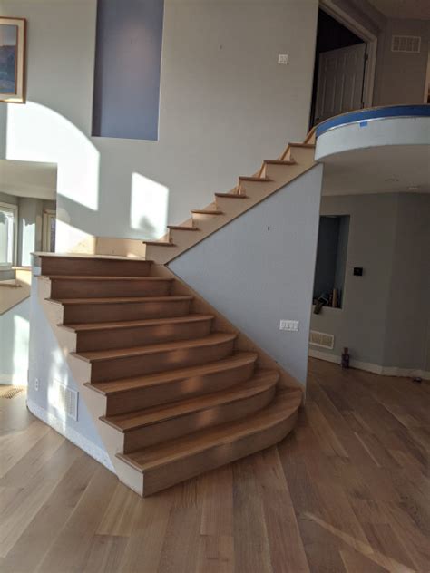 Wide Plank White Oak On Stairs And Main Level Modern Treppen