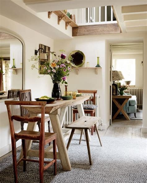 Caroline Holdaway’s picture perfect home. @tat.london ...