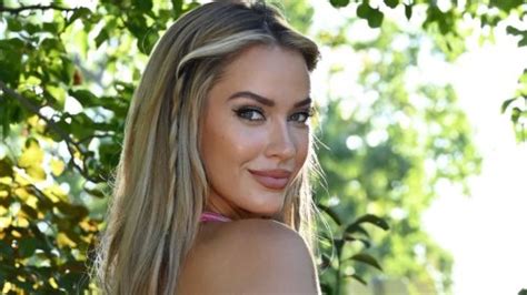 Paige Spiranac Shows Off Her Curves In Figure Hugging Dress As Stunned