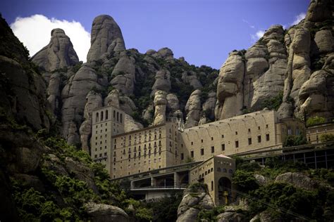 monasterio de montserrat la historia oculta de su peregrinación