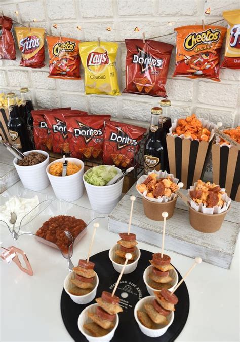 Taquitos / flautas are a finger food that's always a hit at parties! Best Graduation Party Food ideas, best grad open house food decor gift