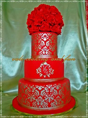 3 Tier Cake In Red And Gold With Sugar Roses Vale Cooking Flickr