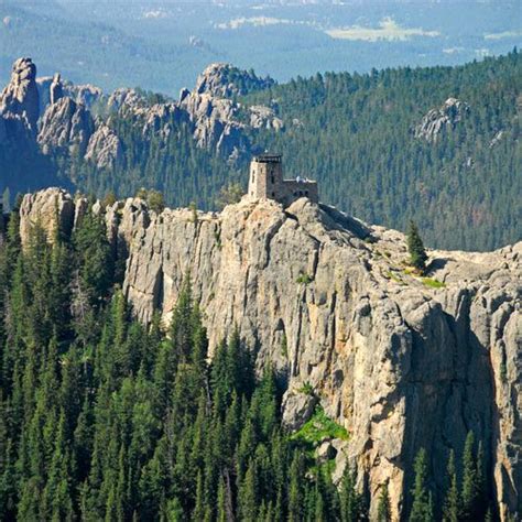 25 Gorgeous Hikes You Have To Do In Your Lifetime South Dakota