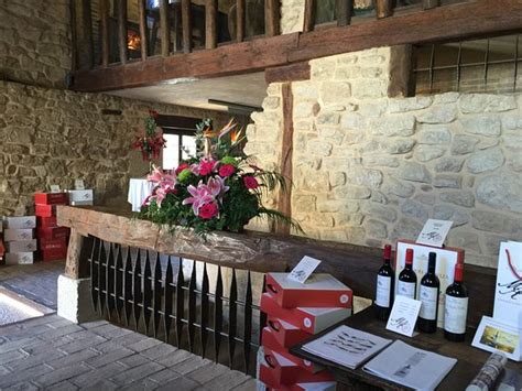 Bodegas corral y piscinas municipales de navarrete.…esta casa de vacaciones de fuenmayor se encuentra a 0,5 km de bodegas altanza y a 4,3 km de bodegas covila. Bodegas Marques de Arviza (Fuenmayor) - 2020 Qué saber ...