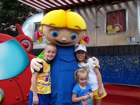 Little Einsteins At Disney World