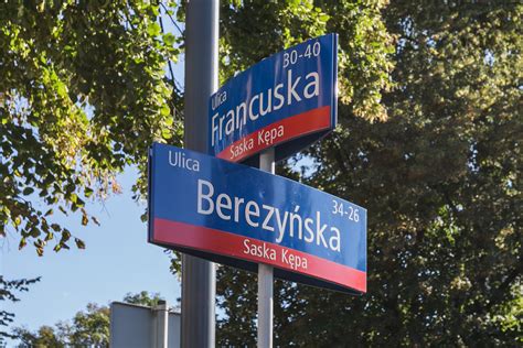 Saska Kępa - Architecture & Local Amenities | Hamilton May