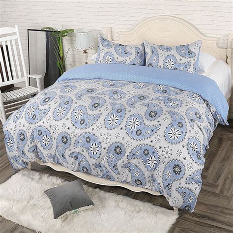 Piccocasa Soft Luxury Paisley Floral Pattern Reversible Comforter Cover