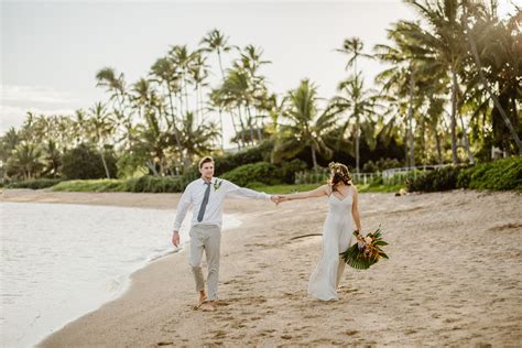 Oahu Hawaii Wedding Hawaii Elopement Bride Goals Hawaiian