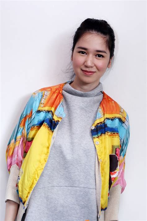 Sang ibunda merupakan orang indonesia, sedangkan ayah nya berasal dari jerman. Artis FTV dan Wanita cantik Laura Basuki Kelahiran Jerman ...