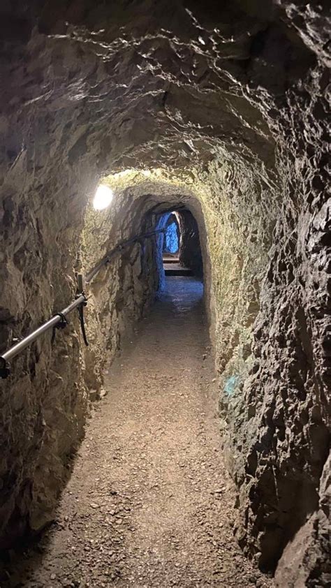 Preise die höllentalklamm ist nur in der schneefreien jahreszeit zugänglich. Tirolerweg Tag 1 | Durch die Höllentalklamm bei Garmisch ...