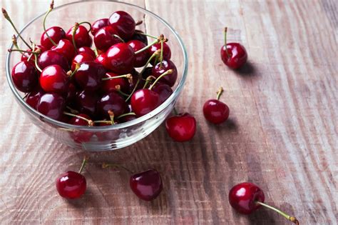 Valentine Recipe Cherries Jubilee