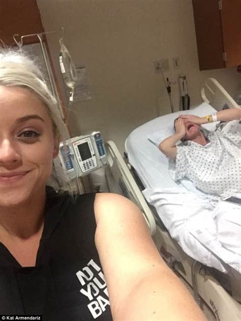 Texas Woman Takes Selfie With Sister Who Is Giving Birth