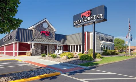 Red lobster management llc offers delicious, freshly prepared seafood, including fresh fish, live maine lobster, jumbo shrimp and steamed crab legs. April Fools: Red Lobster Announced to Open in Manhattan ...