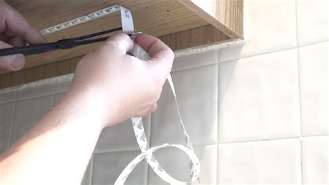 Above Cabinet And Under Cabinet Led Lighting How To Install Led Strip Lights Super Bright