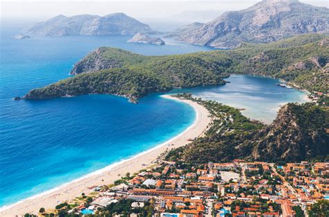 10 Must Visit Holiday Resorts On The Aegean Coast Pera Palace Hotel