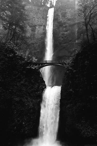 tumblr mzd73v5ndl1scwp63o1 400 400×600 pixels beautiful waterfalls waterfall beautiful