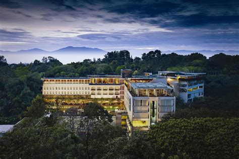 Today's Value Deal, Padma Hotel Bandung - Tourism Indonesia