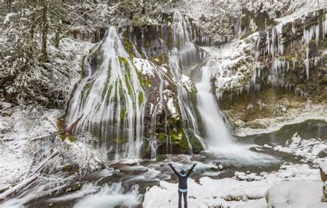 10 Breathtaking Waterfalls Near Portland Oregon