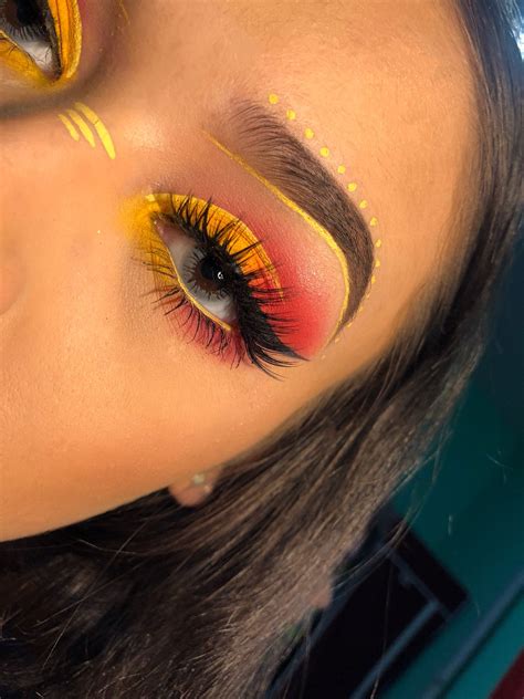 Yellow And Pink Ombré Coachella Makeup Eye Makeup Makeup 2018