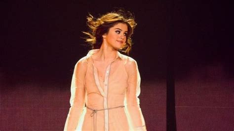 Sheer Dress Worn By Selena Gomez In Feel Me Live From The Revival Tour Music Video Spotern