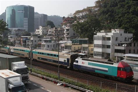 Mtr Electric Locomotive Tln001 Leads The Northbound Ktt Service Outside