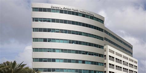 Mount Sinai Medical Center Enclos