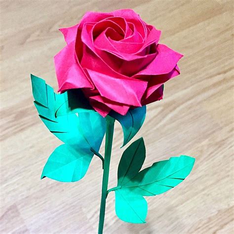 10 Bunga Mawar Origami