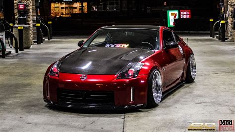 Right mirror show reflection from left mirror. How did he do this? - MY350Z.COM - Nissan 350Z and 370Z ...