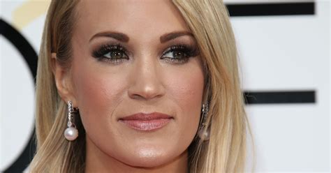 Carrie Underwood Shows Half Her Face Months After Needing 40 Stitches